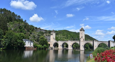 Lot river and bridge 